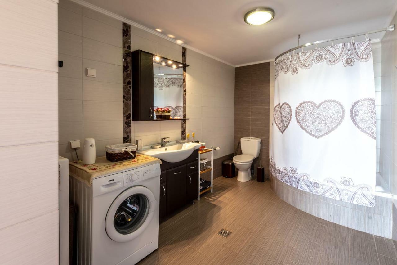 Vilkas Home Topolia Kültér fotó